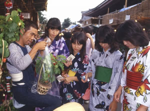 Young women dressed in yukata (cotton kimono)