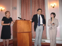 Dr. Ann Noble and Dr. Kakehi receiving questions during the Q & A sessio