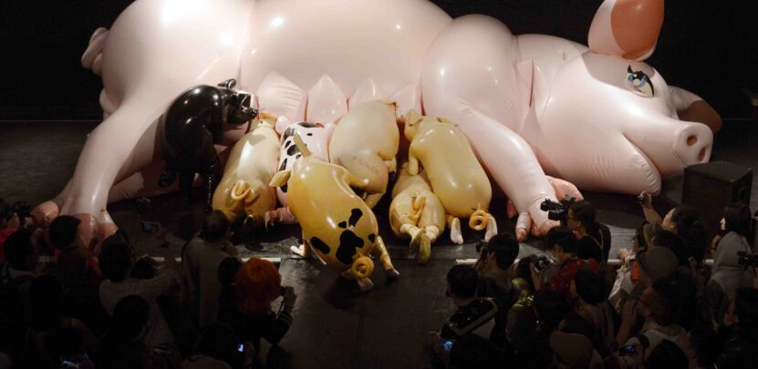Img: Theatre masks on a stage
