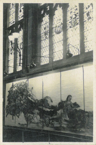 Img:Installation view at St. Mary’s Hall in Coventry in 1955