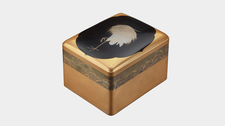 Img: Gold leaf covered box