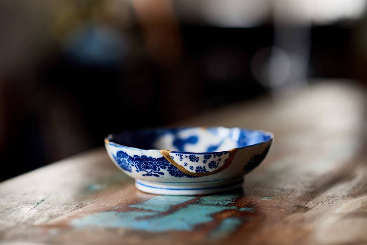 Img:Plate fixed with Kintsugi