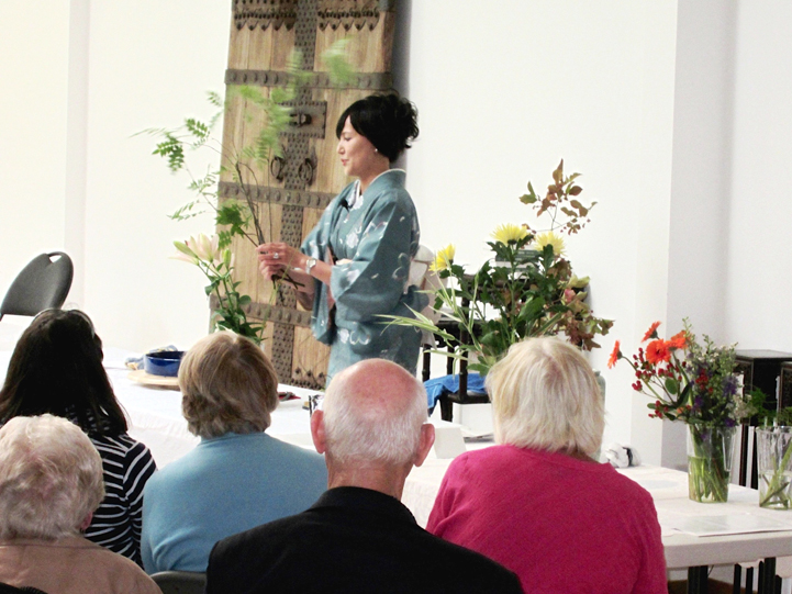 Ikebana Demonstration at Chiddingstone Castle