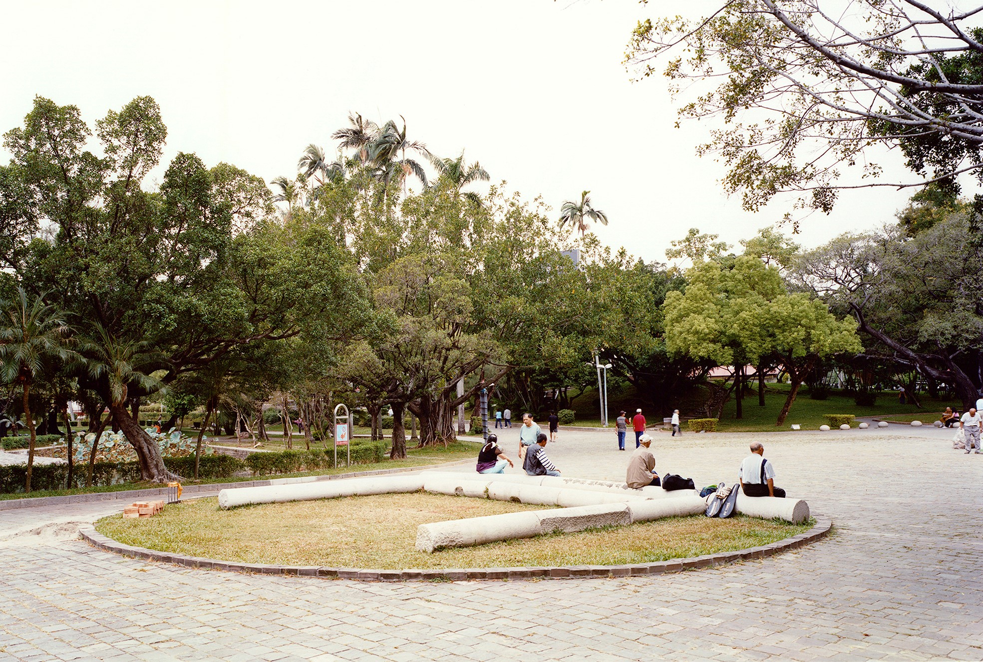 Img: Plaza in Taiwan ringed by green trees