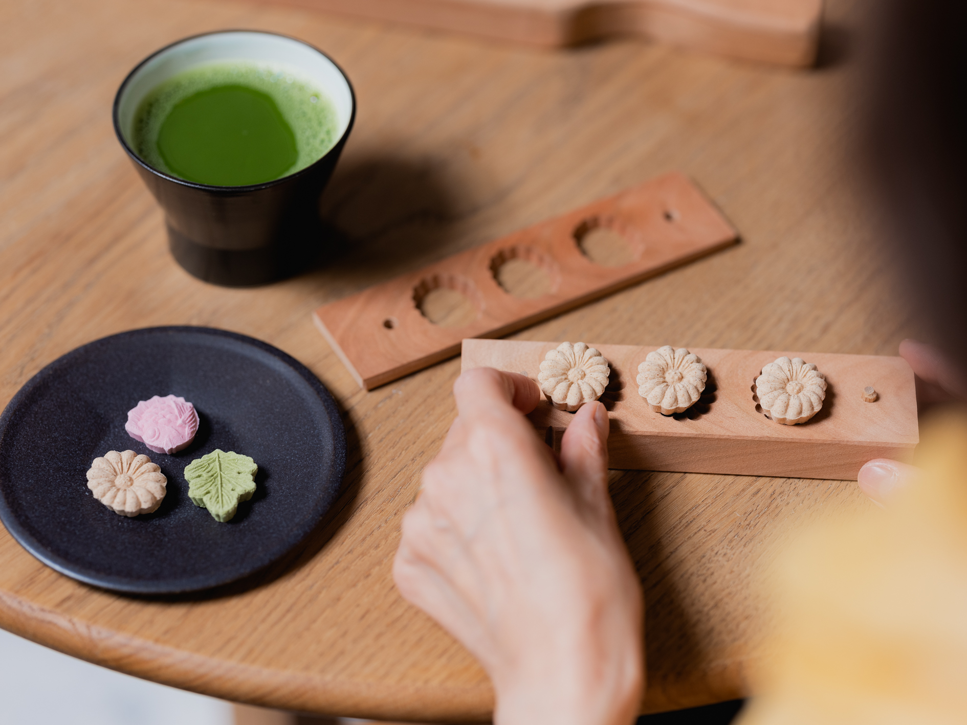 Img:Traditional Japanese sweets