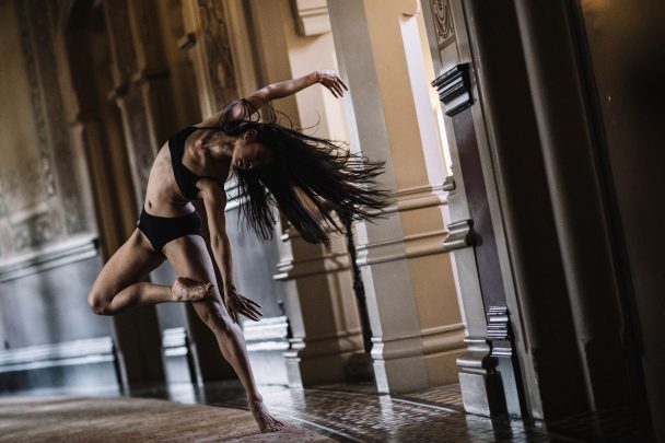 Img:Japanese dancer Fukiko Takase