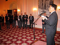 Minister Kishino delivers a speech 