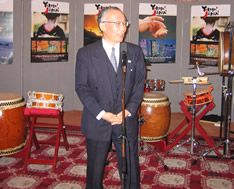 Ambassador Orita delivers a speech 